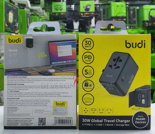 Budi Ac355b30 *30w Global Travel Charger - main view