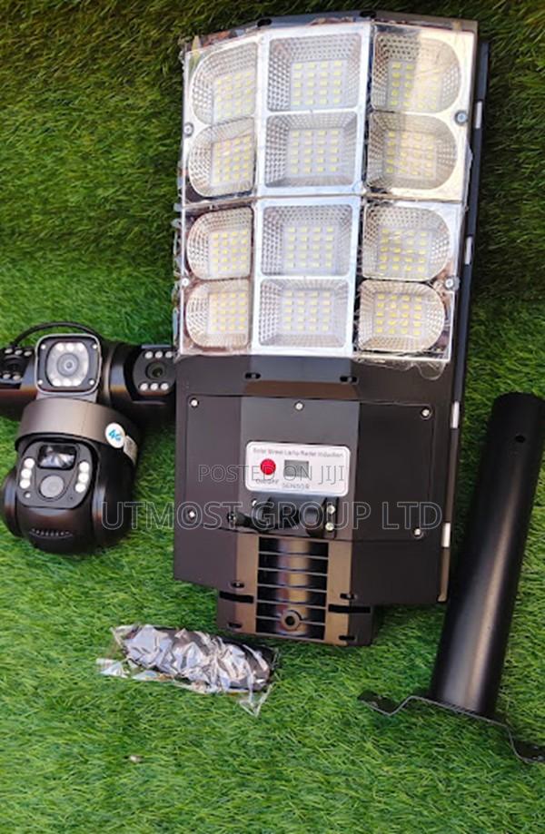 Solar Powered 4g Triple Lens Camera Outdoor Floodlight CCTV