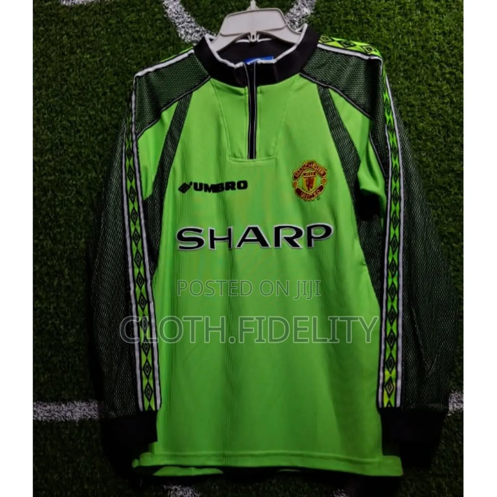 Manchester United 1998/99 Retro Longsleved Jersey