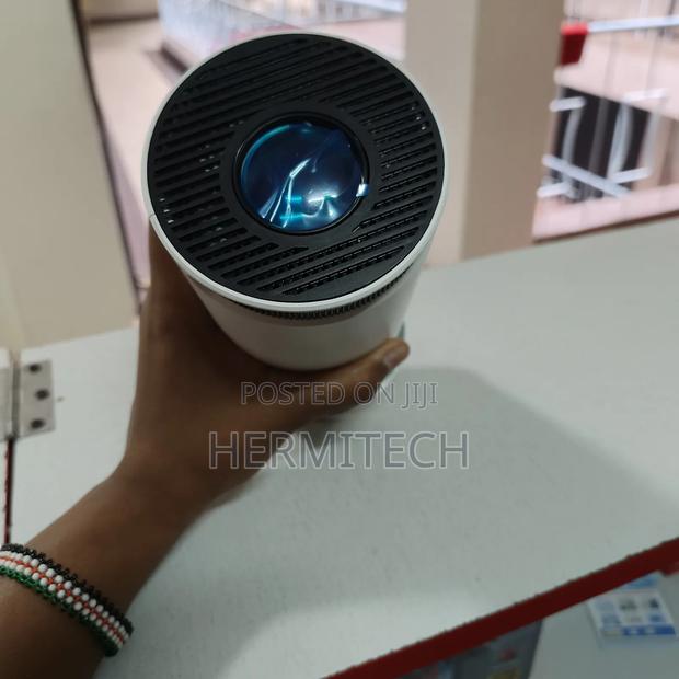 Portable Projector for Home Wall Projection, Home Theatre Hy 300