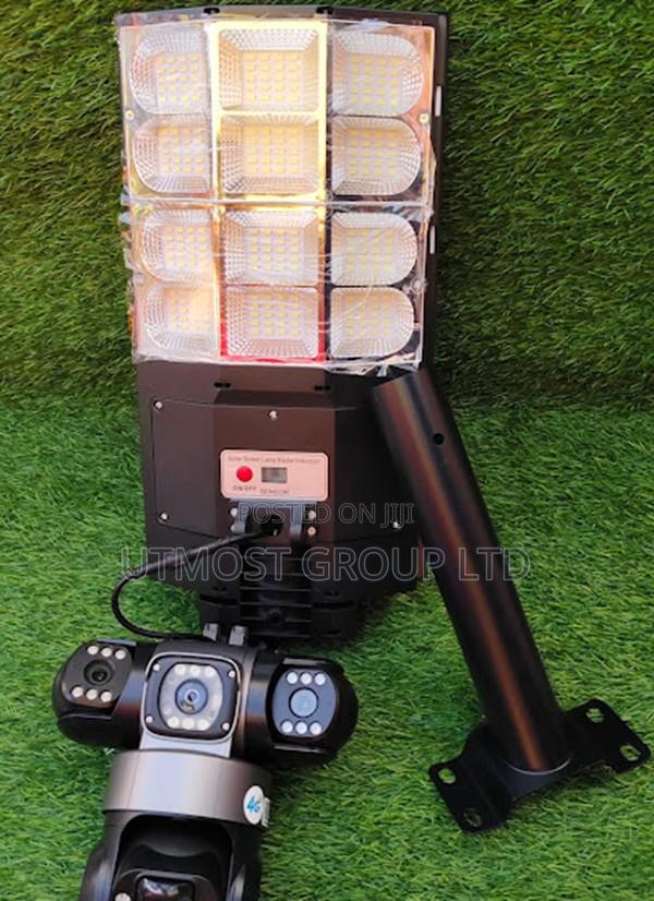 180w Solar 4g Camera Triple Lens With Motion Alarm Light - main view