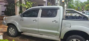 Toyota Hilux 2007 Silver