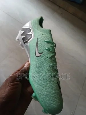 Merc Vapor 16 Air Zoom Mint Green/Turquoise Football Boots