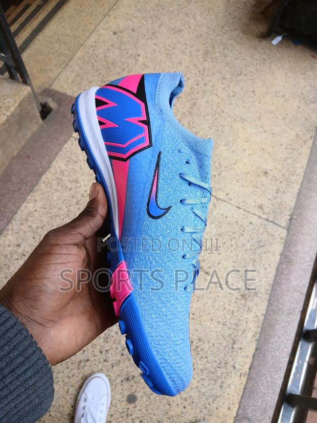 Air Zoom Electric Blue Soccer Trainers - thumbnail 2