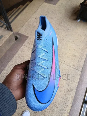 Air Zoom Electric Blue Soccer Trainers