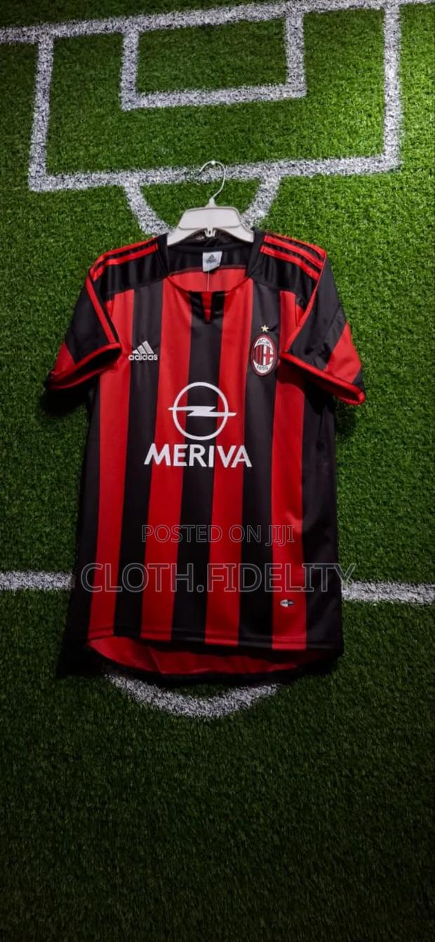 Ac Milan Home 03/04 Retro Jersey. - main view