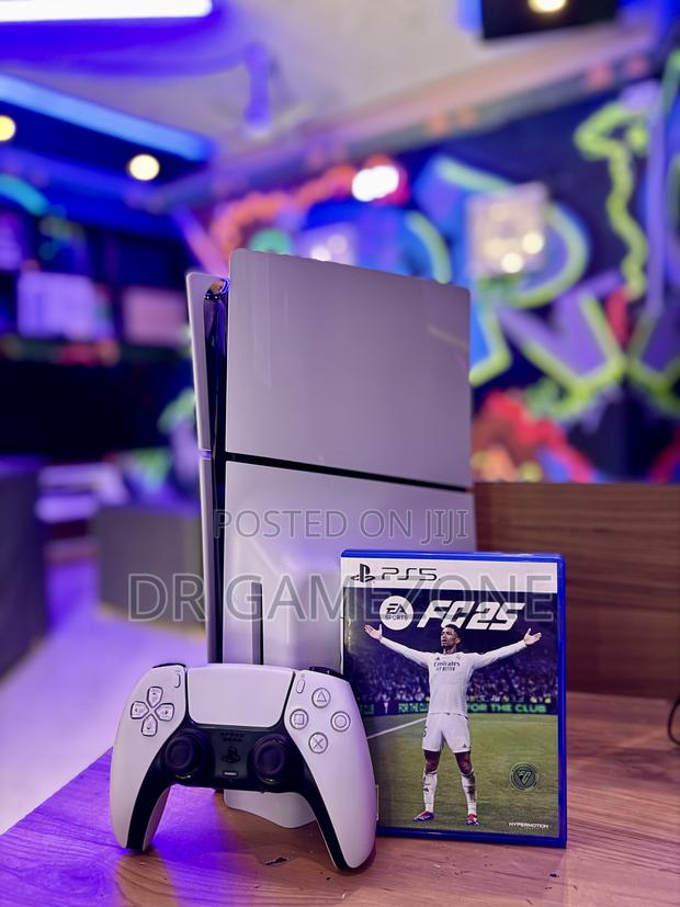 Playstation 5 Slim 1tb - thumbnail 5