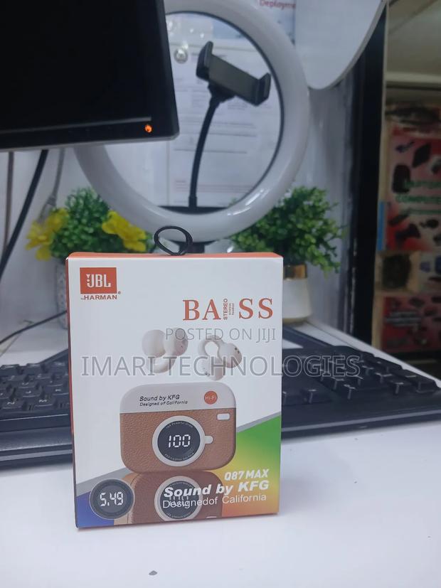 JBL Bass Wireless Earbud - main view
