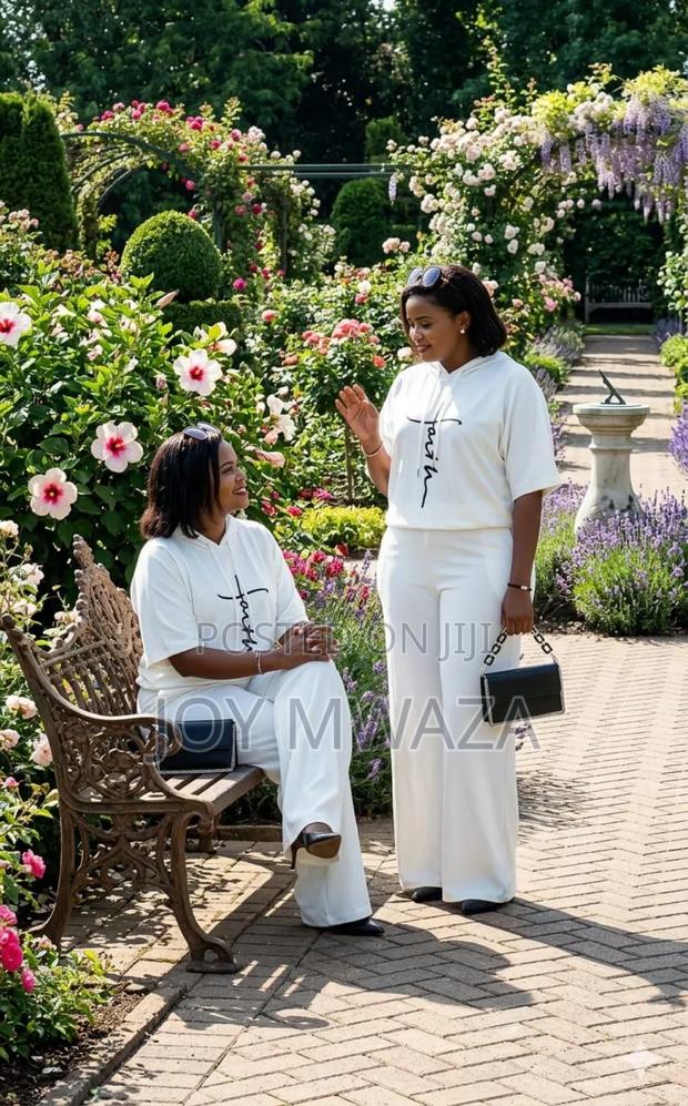 Women Clothing - thumbnail 10