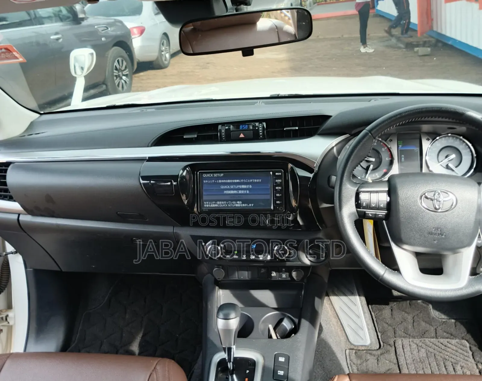 Toyota Hilux 2020 White