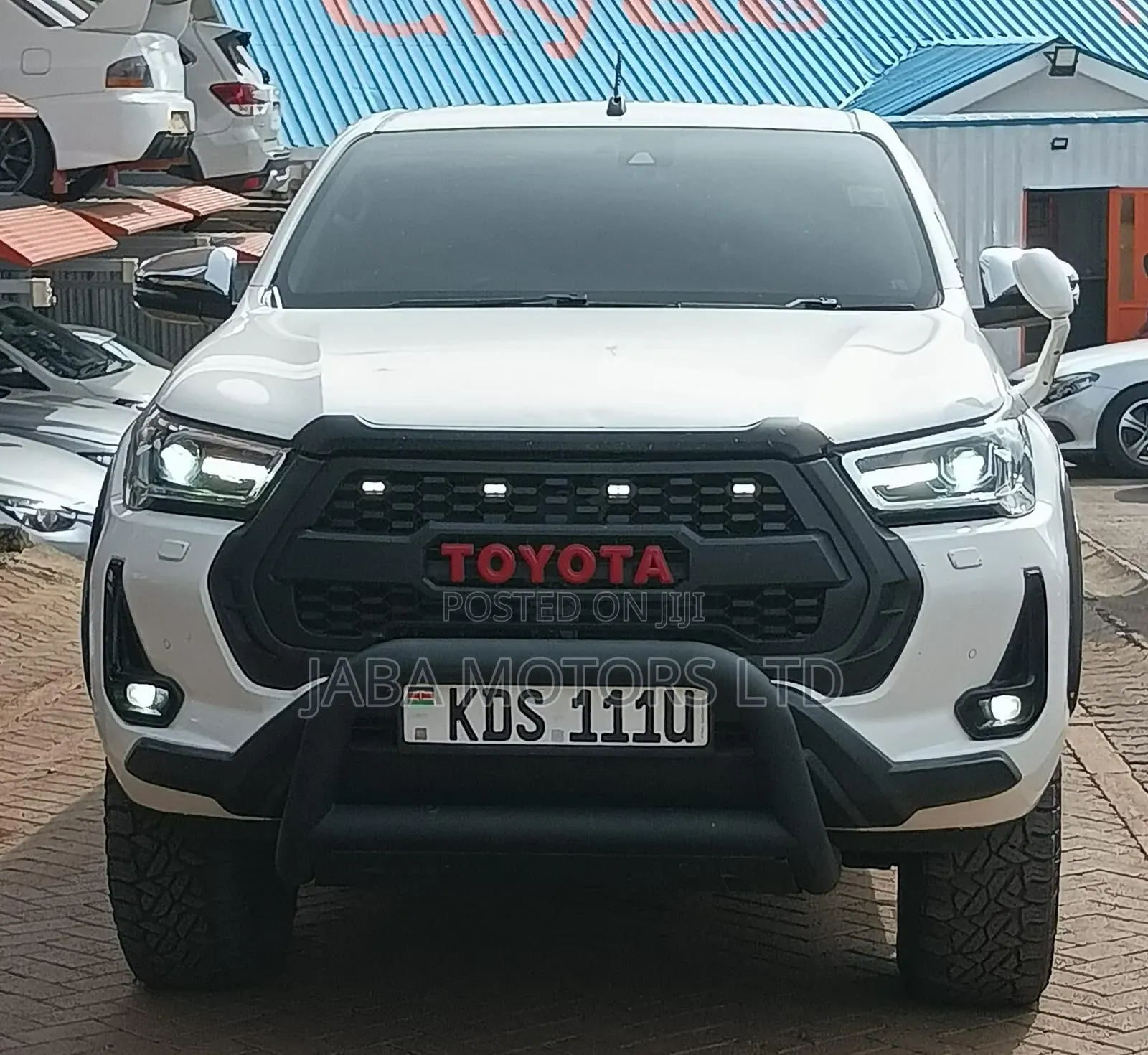 Toyota Hilux 2020 White