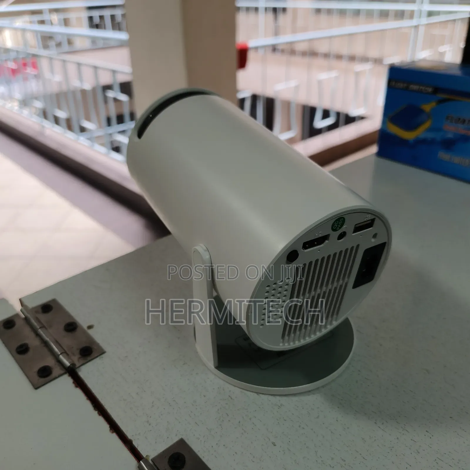 Hy 300 Projector Resolution Hdmi Usb Port High Brightness Projector