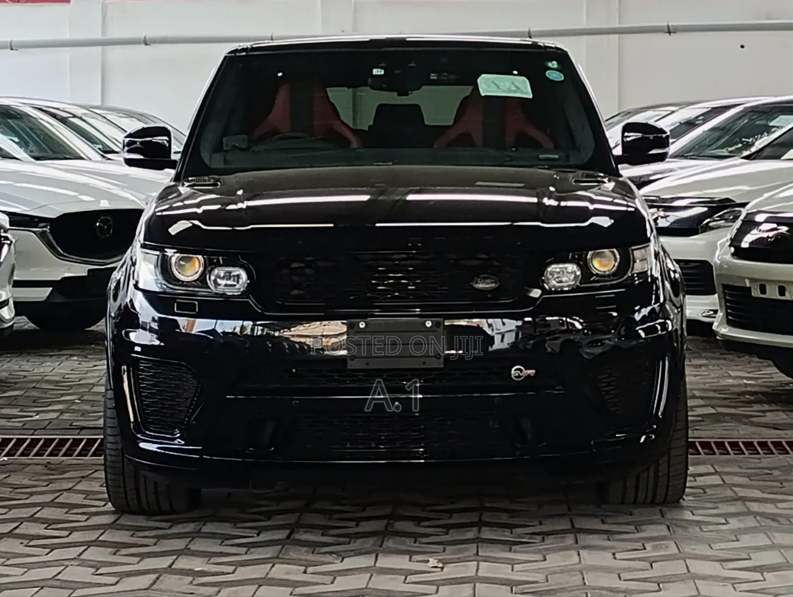 Land Rover Range Rover Sport SVR 2018 Black
