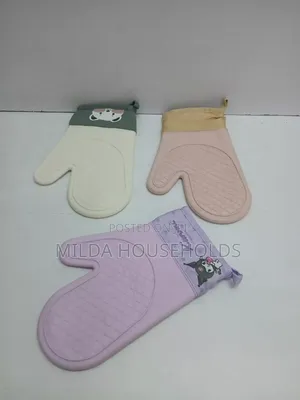 Silicone Insulated Oven Gloves Now Available.