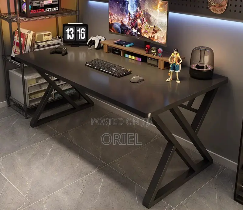 Office Desk : Sturdy 120cm Generic Home Office Desk