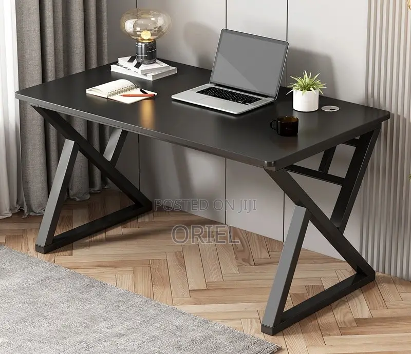 Office Desk : Sturdy 120cm Generic Home Office Desk