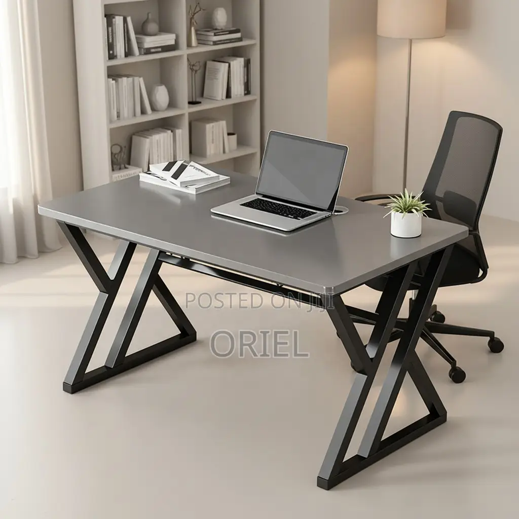 Office Desk : Sturdy 120cm Generic Home Office Desk