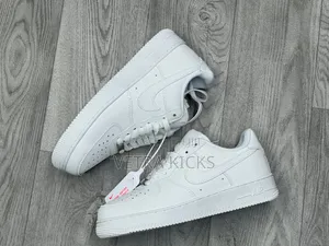 Nike Airforce 1 Plain Sneakers