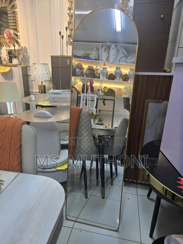 Arched Beautiful Gold Frame Mirror - main view