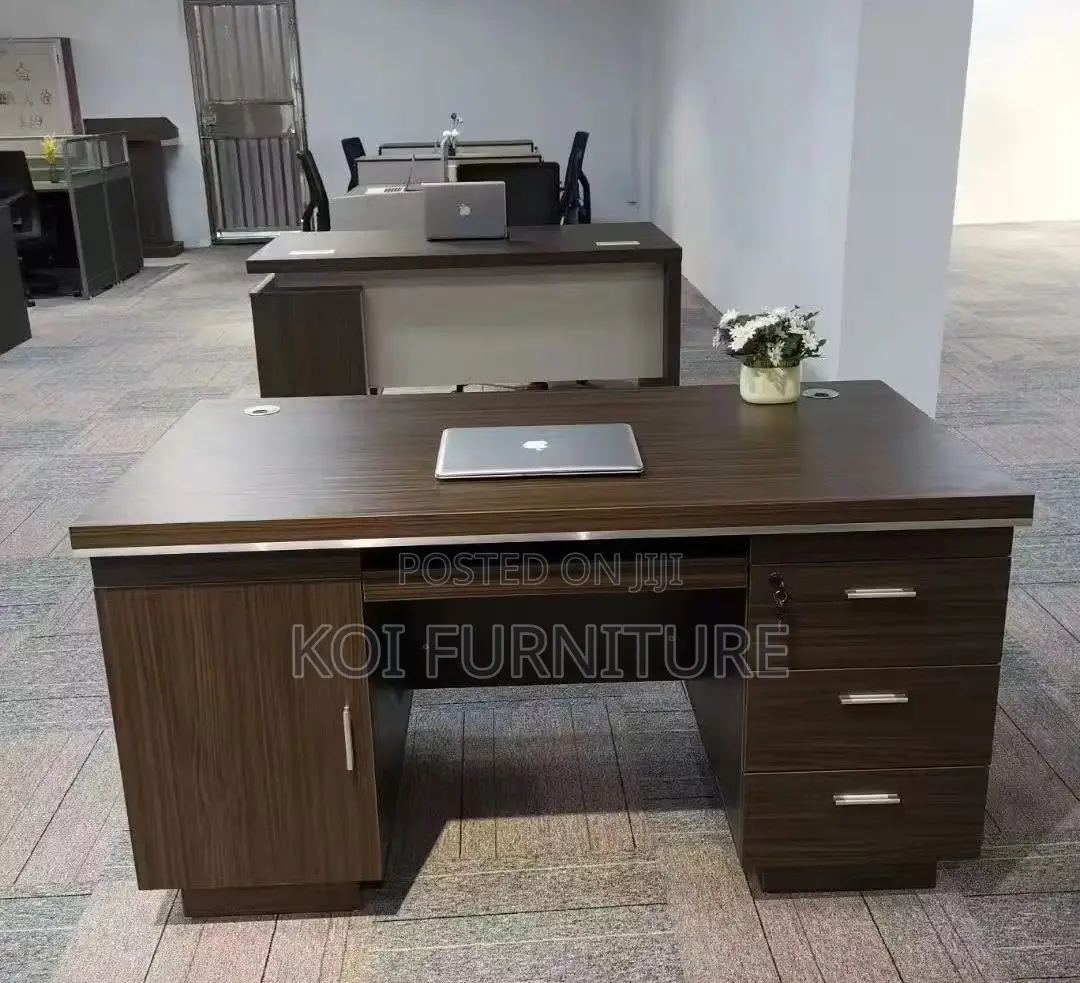 Office Desk; 1400mm Executive Advanced Desk With Lockable Drawers