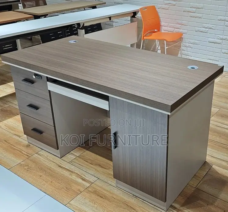 Office Desk; 1400mm Executive Advanced Desk With Lockable Drawers