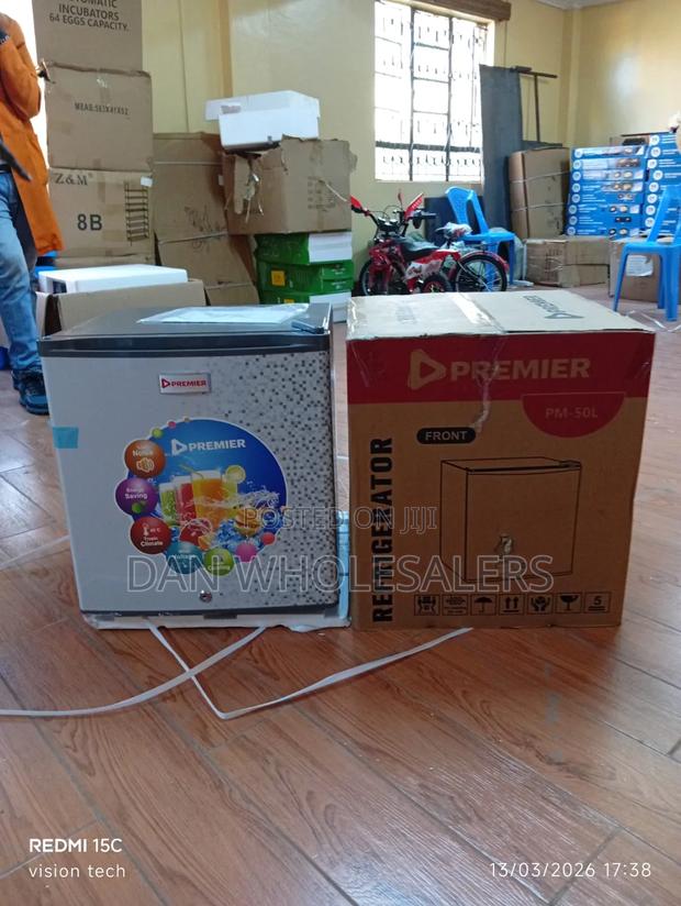 Premier 50l Mini Fridge Energy Saving Compact Refrigerator
