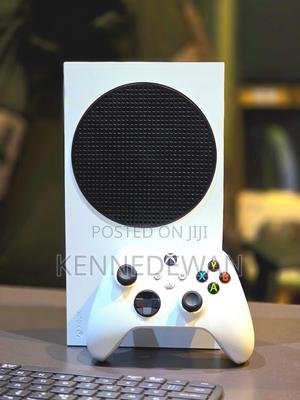 Xbox Series S - thumbnail 2