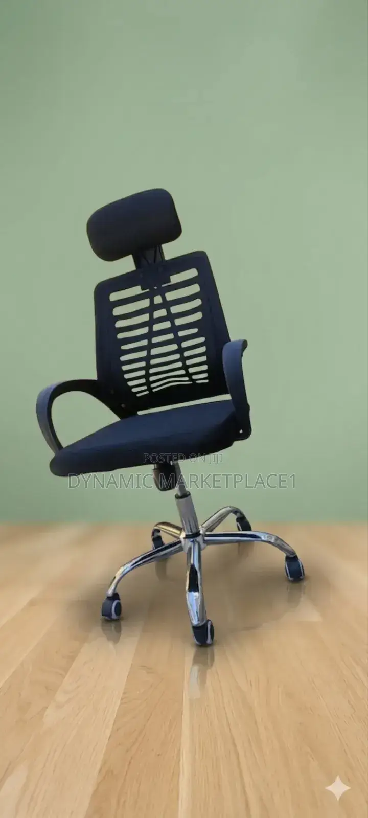 Office Chair With an Adjustable Headrest,