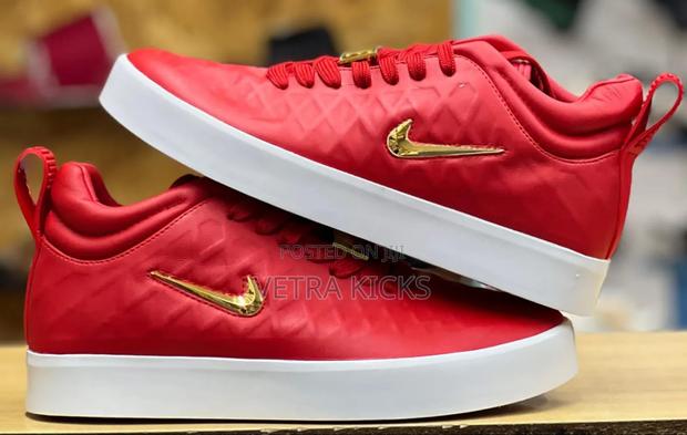 Nike Tiempo Sneakers - thumbnail 4