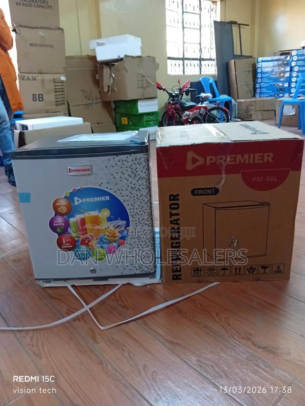 Premier 50l Mini Fridge Compact Refrigerator Fast Cooling