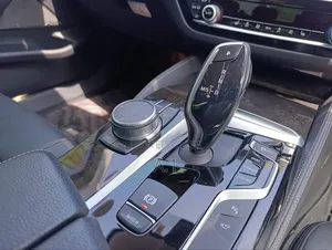 BMW 530i 2018 Gray