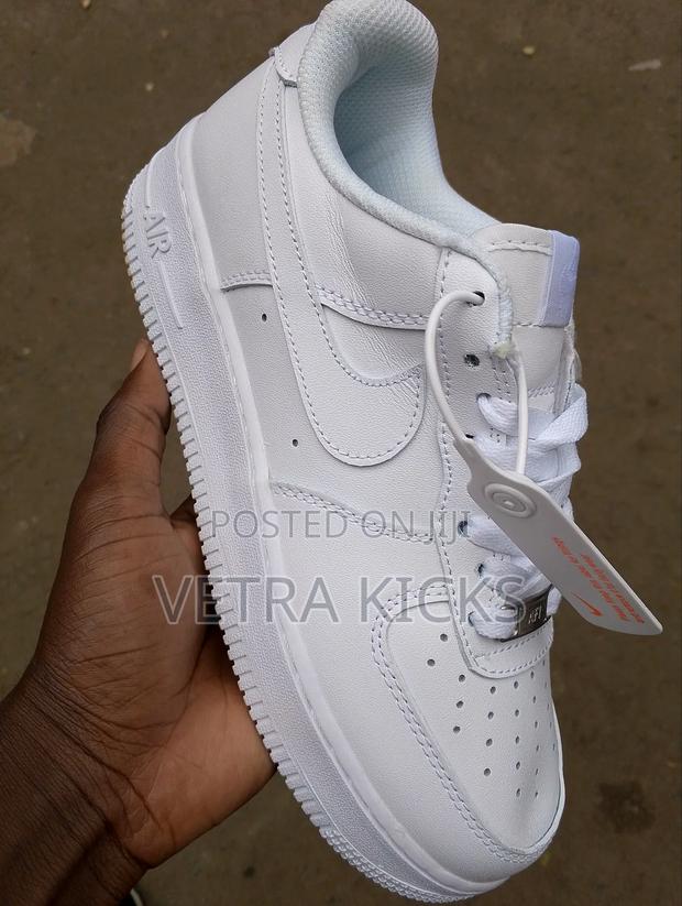 Nike Air Force 1 All White - main view