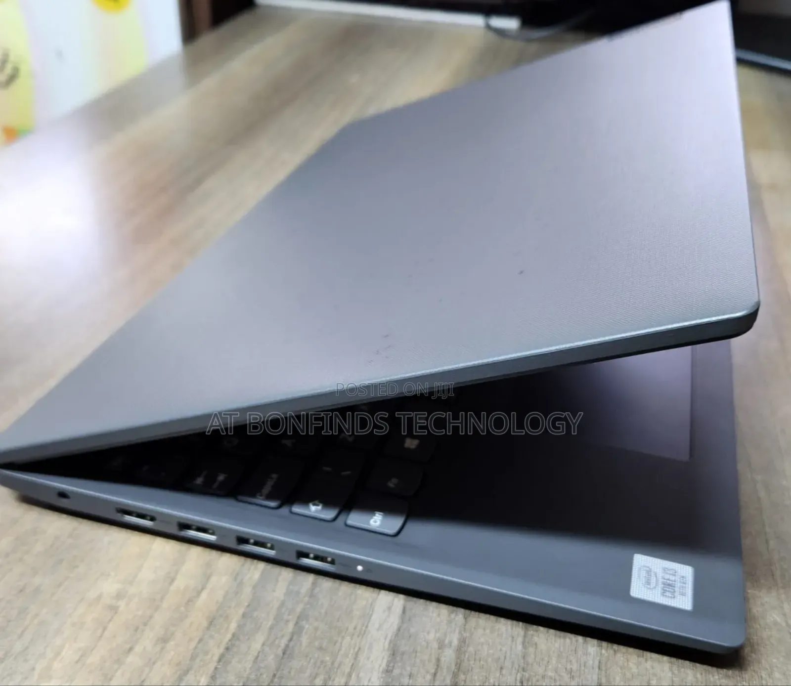 Laptop Lenovo V15 8GB Intel Core i3 SSD 256GB