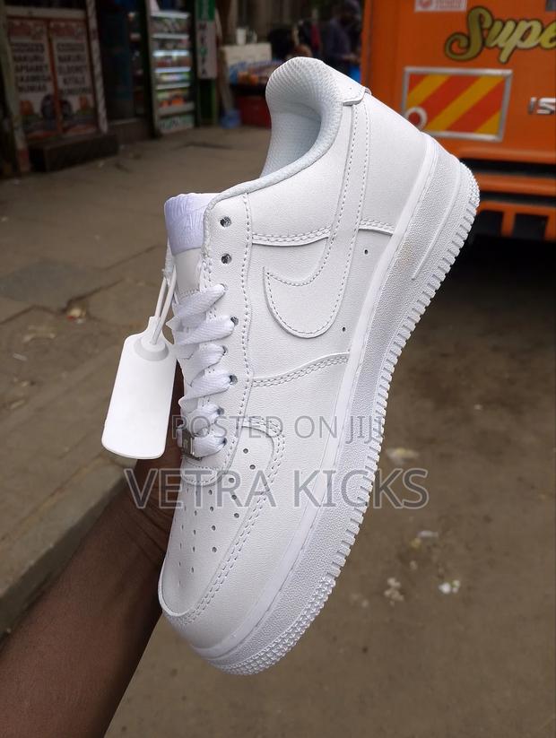 Leather Air Force 1 White Unisex Sneakers - thumbnail 3