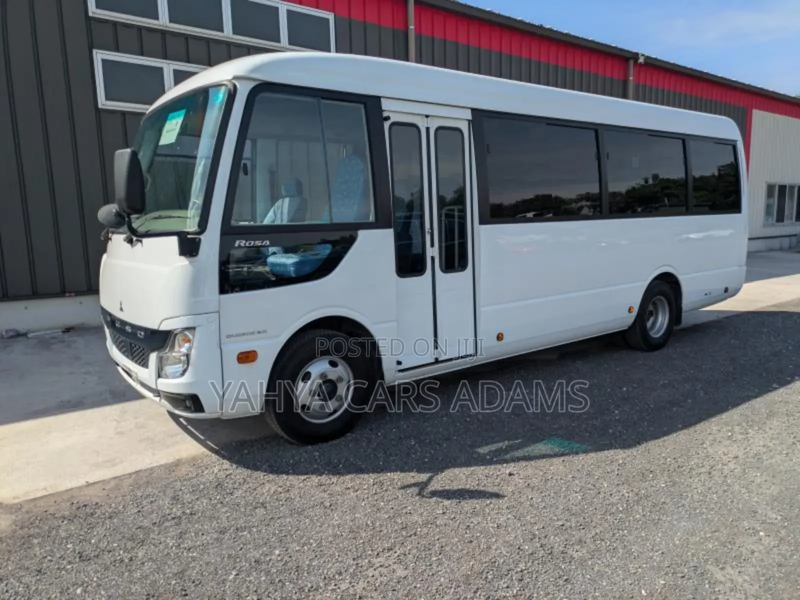 Mitsubishi Fuso Rosa 2019 White