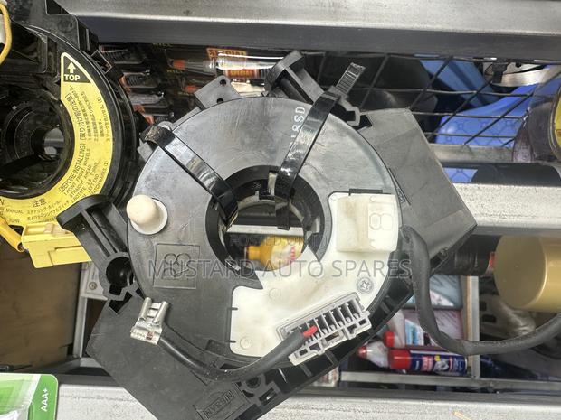 Nissan R8 Spiral Cable Available - main view
