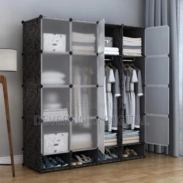 Portable 4- Column Plastic Wardrobes