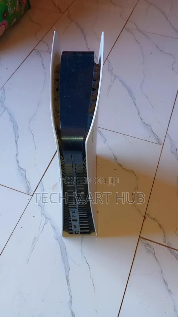 Playstation 5 - thumbnail 2