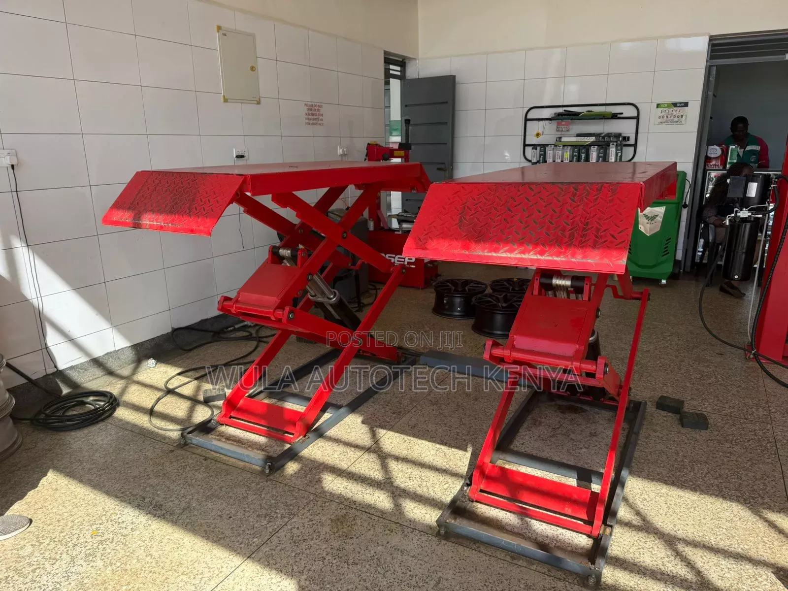 Best Quality Sunshine Wula High Scissor Vehicle Lift Machine