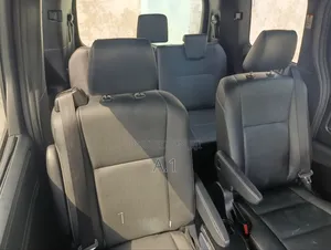 Toyota Esquire 2.0 FWD (7 seater) 2018 Black