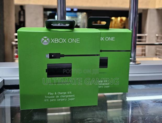 Xbox One Charge and Play Kit - thumbnail 2