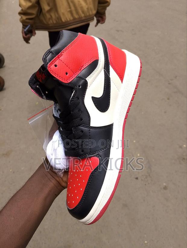 Air Jordan 1 High Cut - thumbnail 3