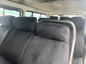 Toyota HiAce 2012 Black