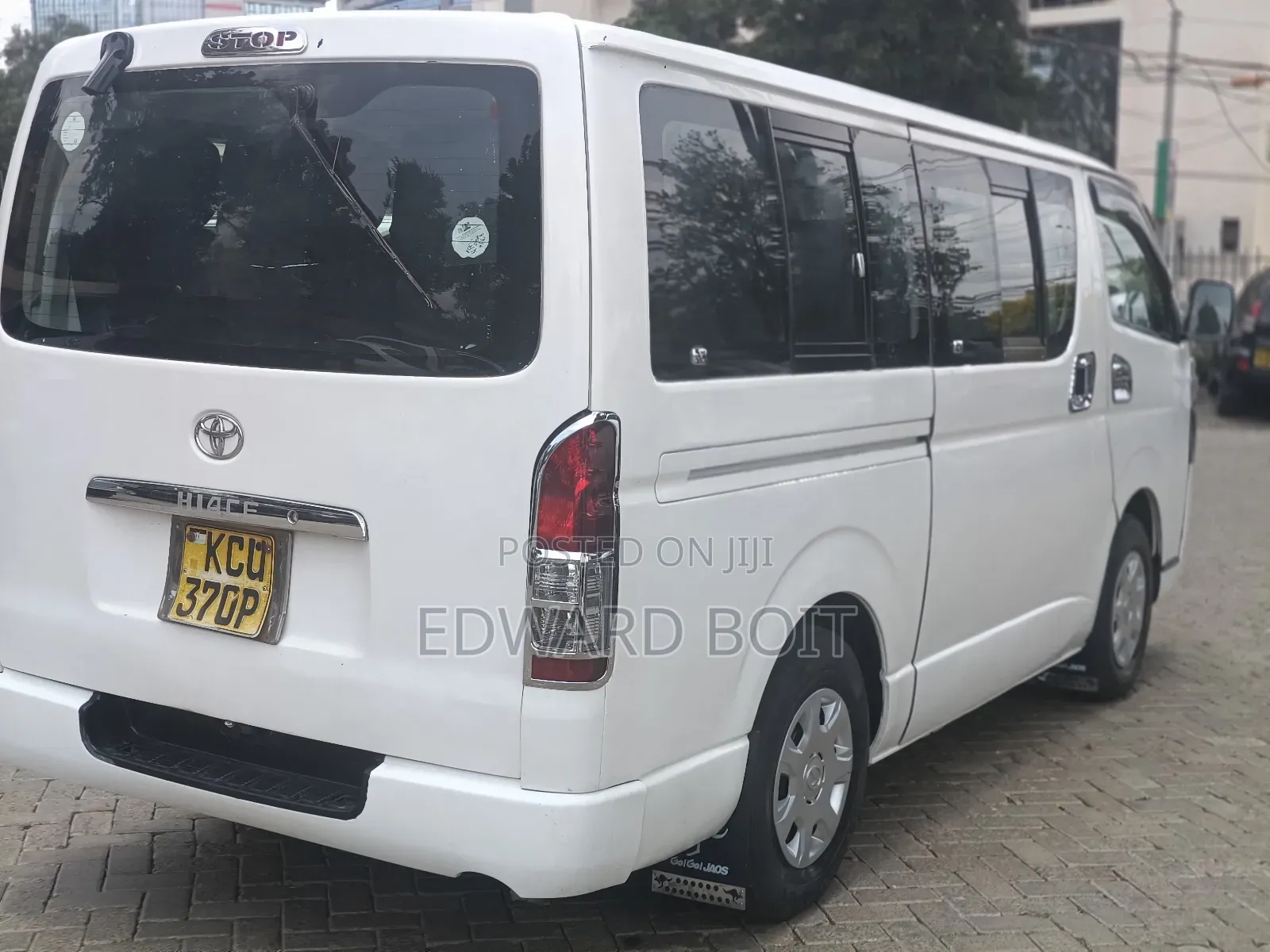Toyota HiAce 2012 Black