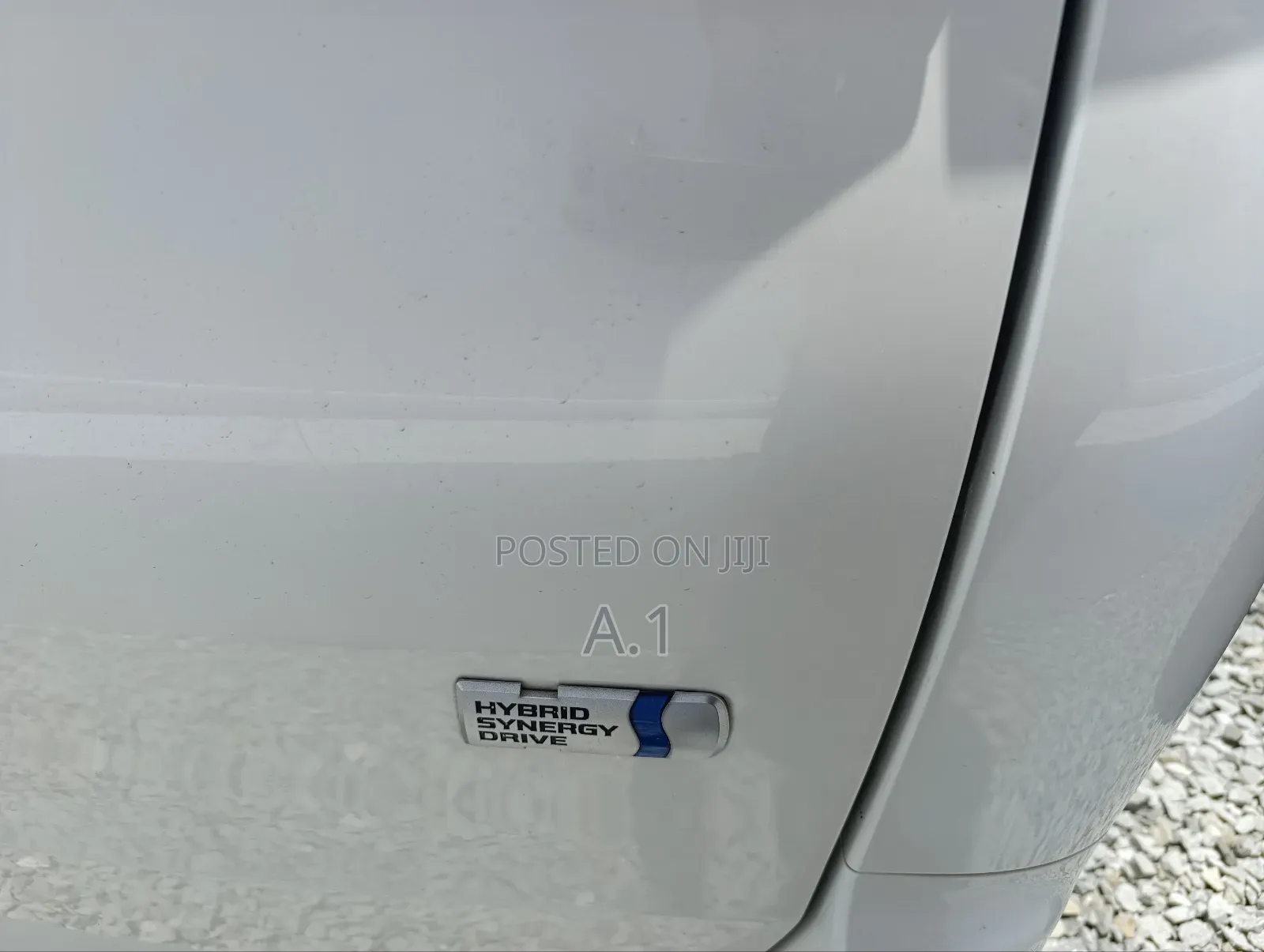 Toyota Esquire 1.8 FWD Hybrid (7 seater) 2018 White