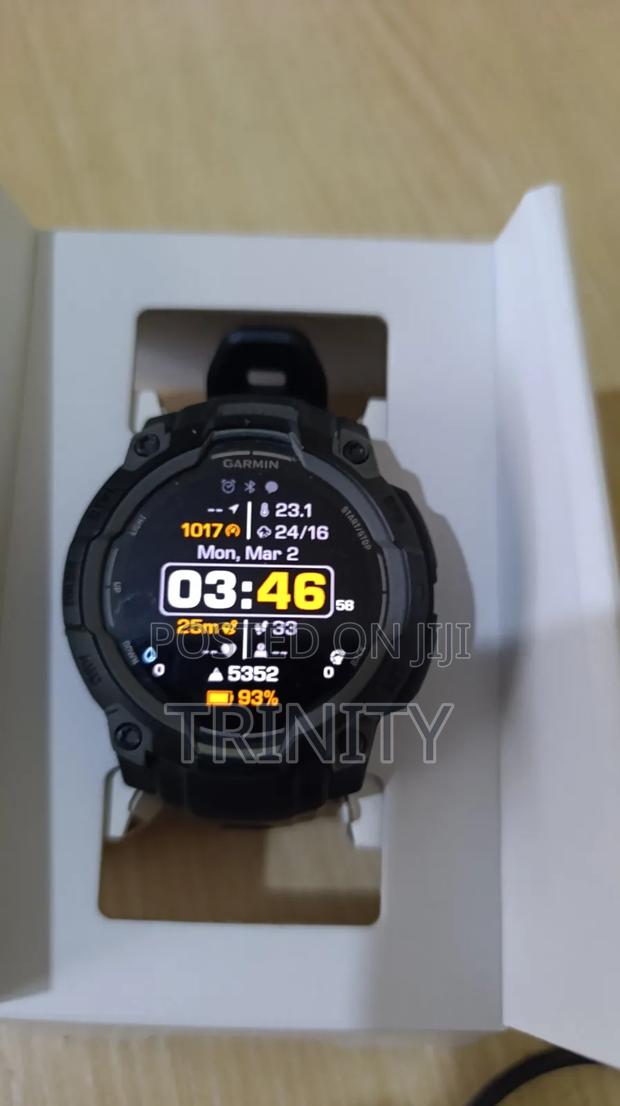 Garmin Instinct 3 (45mm) Amoled Watch - thumbnail 11