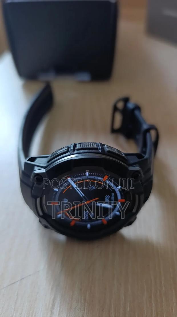 Garmin Instinct 3 (45mm) Amoled Watch - thumbnail 4