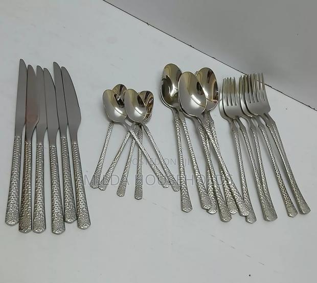24pcs Luxury Cutlery Set Stainless Steel Now Available. - thumbnail 2