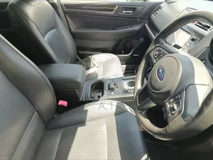 Subaru Outback 2.5i AWD 2018 White