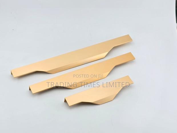 142-200mm Gold Concealed Handle - main view